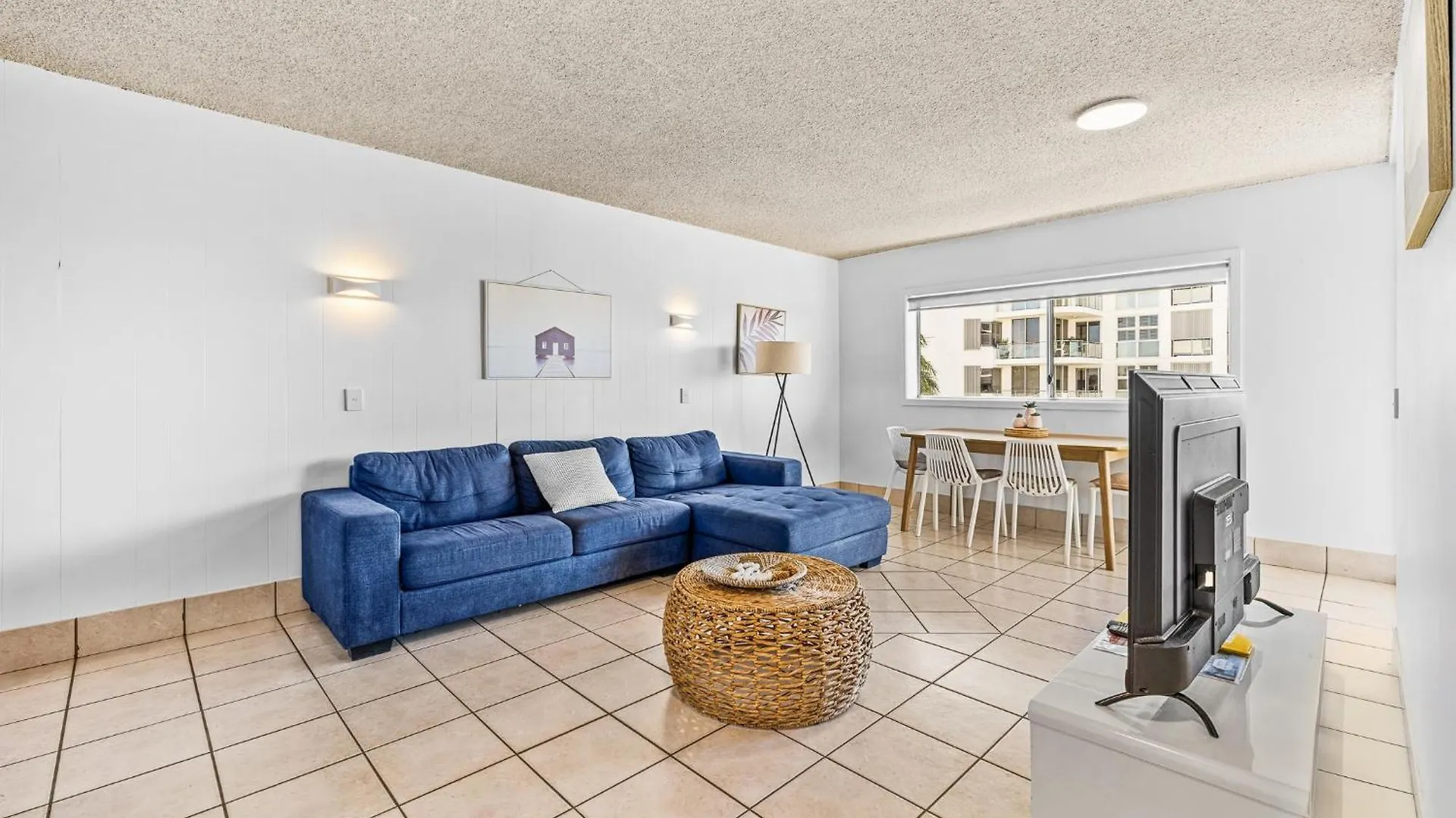 Апарт-отель Maroochy Sands Holiday Apartments Маручидор